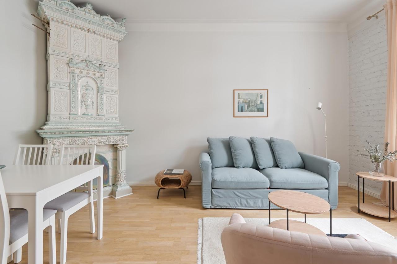 Wehost Fabulous 2Br In Prestigious Punavuori @Iso Roobertinkatu 26 เฮลซิงกิ ภายนอก รูปภาพ