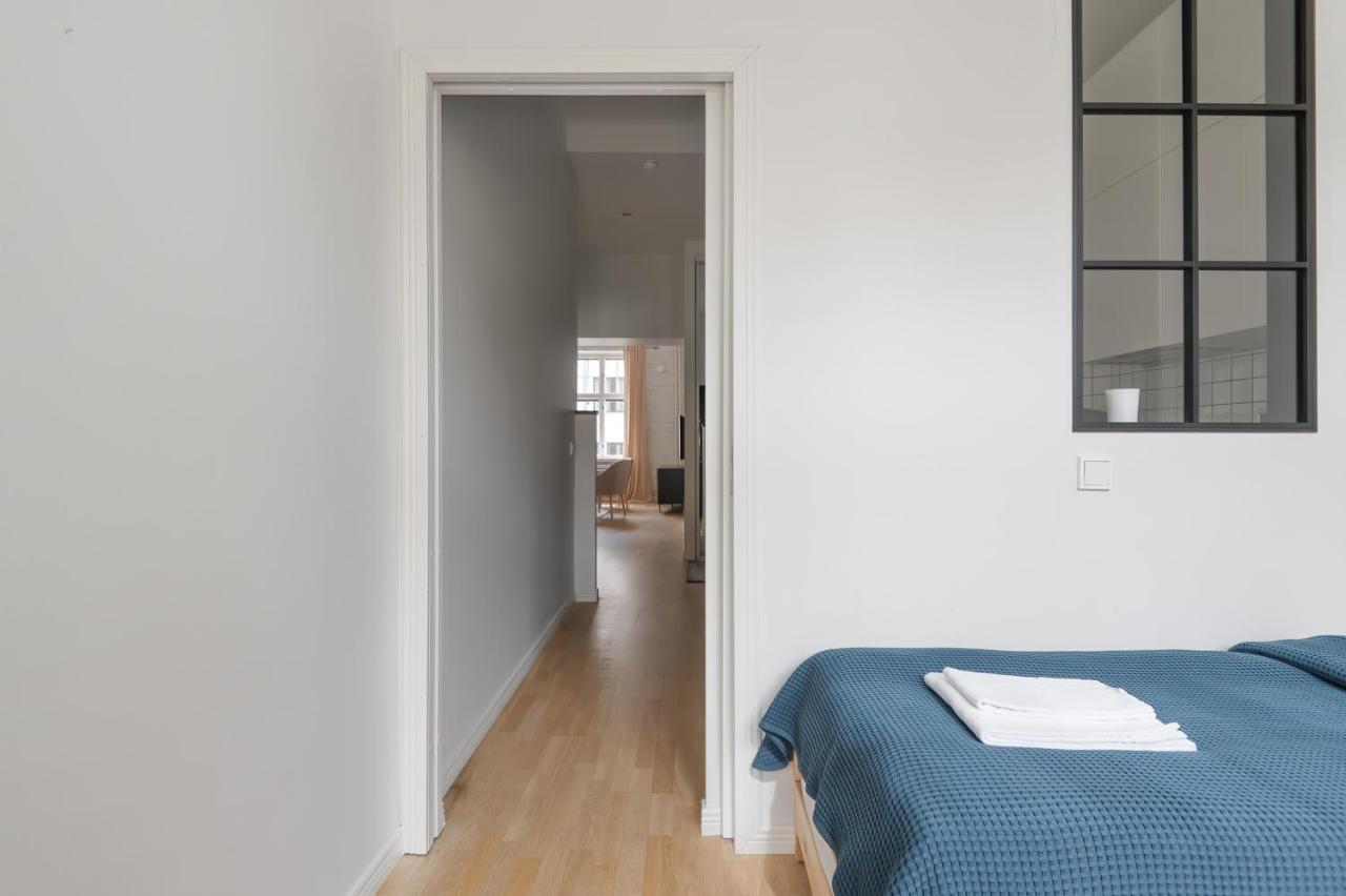 Wehost Fabulous 2Br In Prestigious Punavuori @Iso Roobertinkatu 26 เฮลซิงกิ ภายนอก รูปภาพ